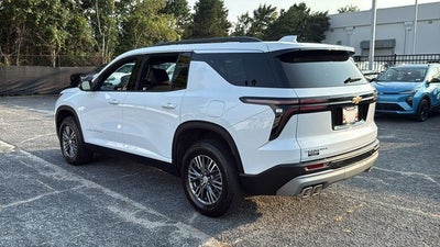 2026 Chevrolet Traverse FWD LT