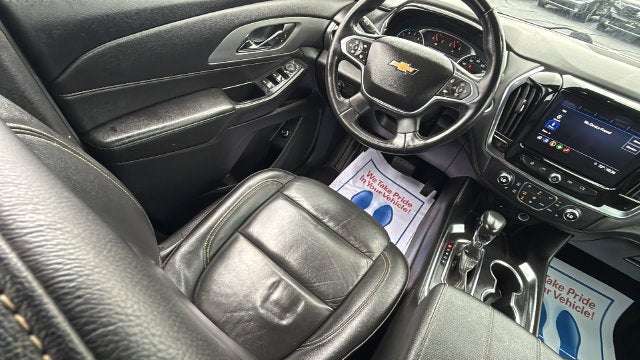 2022 Chevrolet Traverse FWD LT Leather