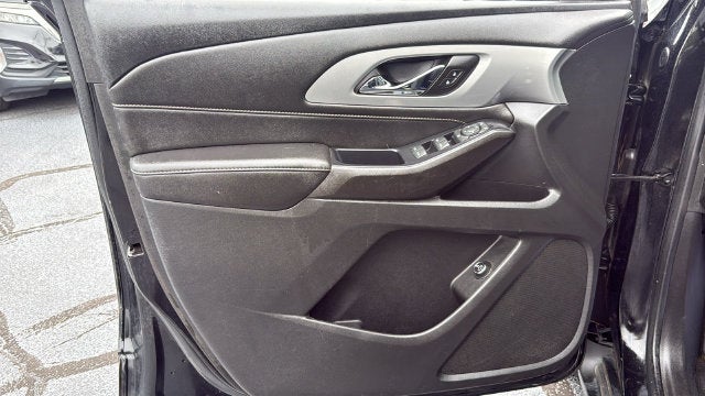 2022 Chevrolet Traverse FWD LT Leather