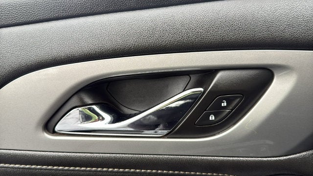 2022 Chevrolet Traverse FWD LT Leather