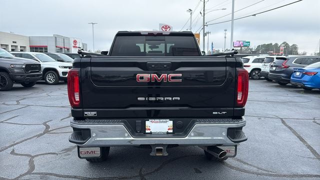 2022 GMC Sierra 2500HD 4WD Crew Cab Standard Bed SLT