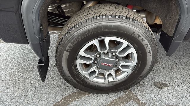 2022 GMC Sierra 2500HD 4WD Crew Cab Standard Bed SLT