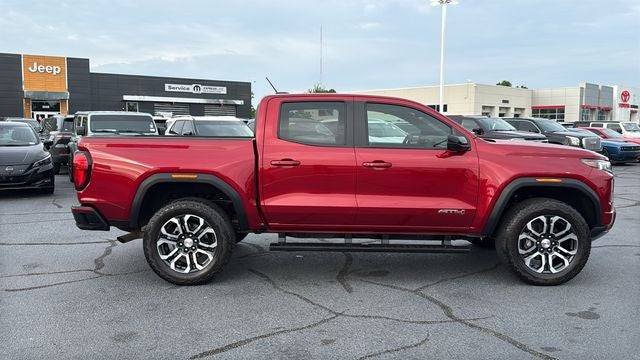 2024 GMC Canyon 4WD AT4