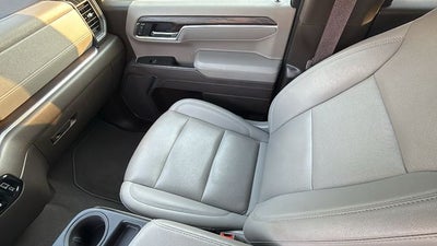 2025 GMC Sierra 1500 2WD Crew Cab Short Box SLT