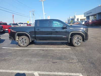 2024 GMC Sierra 1500 4WD Crew Cab Short Box AT4