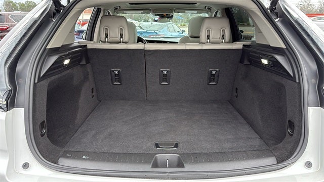 2022 Cadillac XT4 FWD Luxury