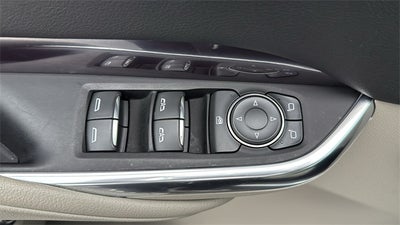 2022 Cadillac XT4 FWD Luxury