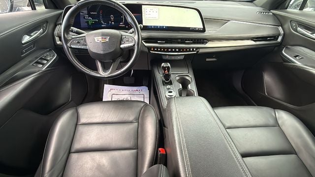 2025 Cadillac XT4 FWD Premium Luxury
