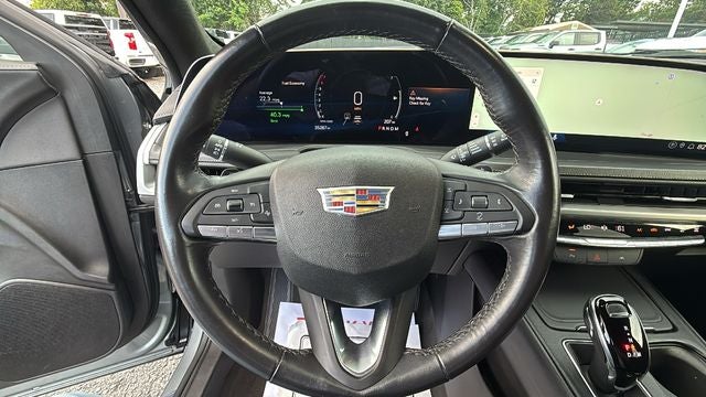 2025 Cadillac XT4 FWD Premium Luxury