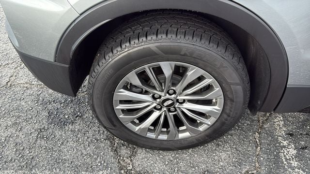 2025 Cadillac XT4 FWD Premium Luxury