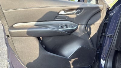 2024 Cadillac XT4 FWD Premium Luxury