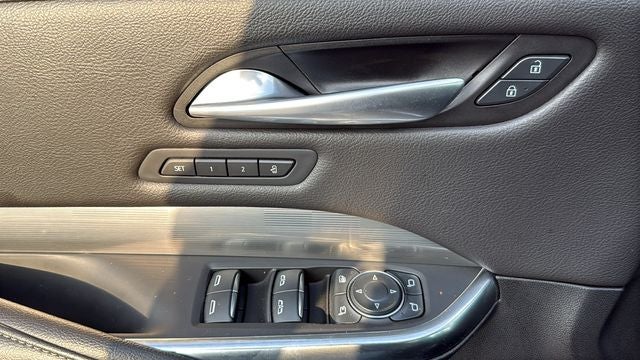 2024 Cadillac XT4 FWD Premium Luxury