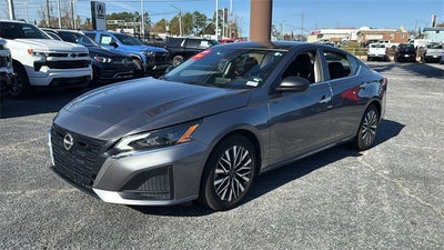 2024 Nissan Altima SV FWD