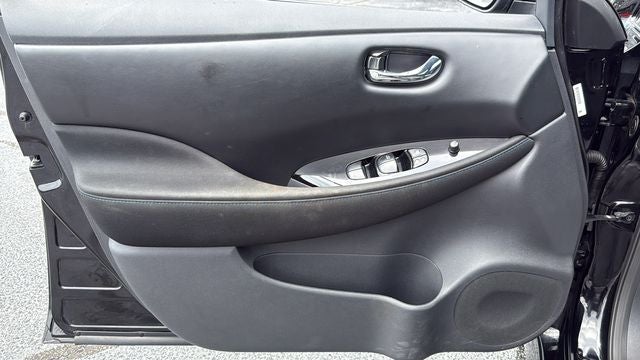 2023 Nissan LEAF SV PLUS 60 kWh