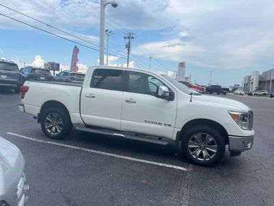 2018 Nissan TITAN SL