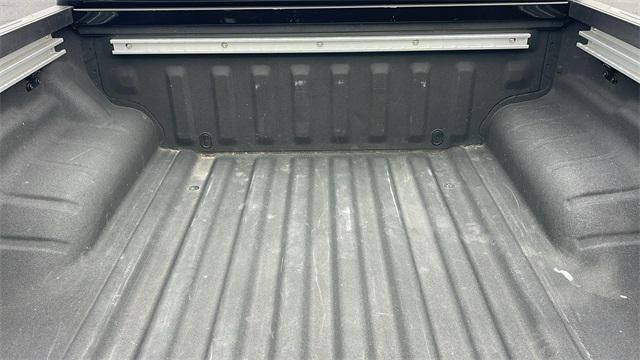 2023 Nissan Frontier Crew Cab SV 4x2