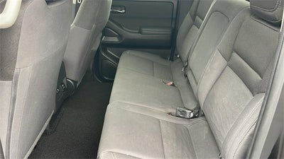 2023 Nissan Frontier Crew Cab SV 4x2