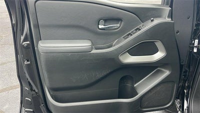 2023 Nissan Frontier Crew Cab SV 4x2
