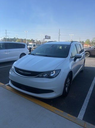 2021 Chrysler Voyager LXI