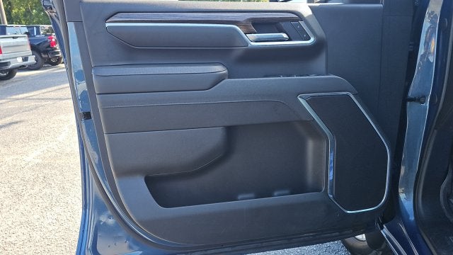 2025 Chevrolet Silverado 2500HD 4WD Crew Cab Standard Bed LT