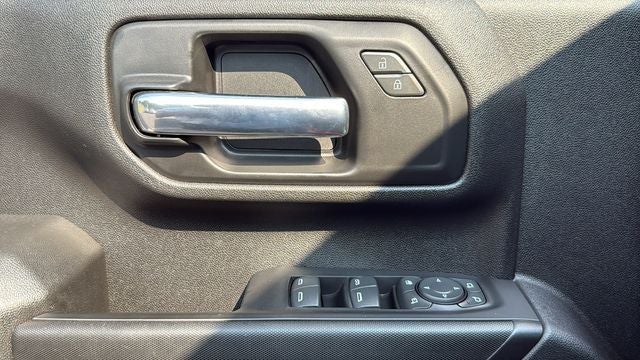 2025 Chevrolet Silverado 2500HD 4WD Crew Cab Standard Bed Custom
