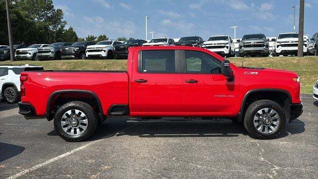 2025 Chevrolet Silverado 2500HD 4WD Crew Cab Standard Bed Custom
