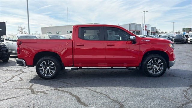 2024 Chevrolet Silverado 1500 4WD Crew Cab Short Bed LT