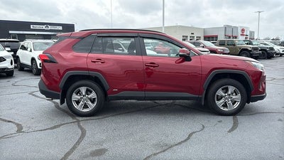 2025 Toyota RAV4 Hybrid XLE