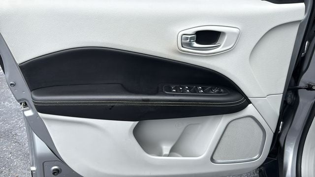 2018 Jeep Compass Latitude FWD