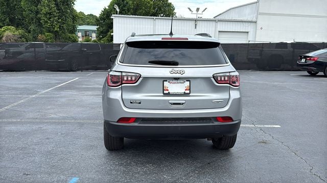 2018 Jeep Compass Latitude FWD