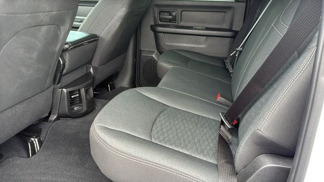 2025 RAM 2500 Tradesman Crew Cab 4x4 6'4' Box