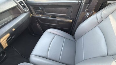 2025 RAM 2500 Tradesman Crew Cab 4x4 6'4' Box