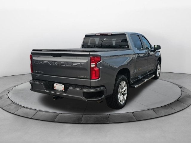 2021 Chevrolet Silverado 1500 2WD Crew Cab Short Bed Custom