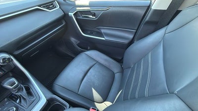 2021 Toyota RAV4 Hybrid XLE Premium