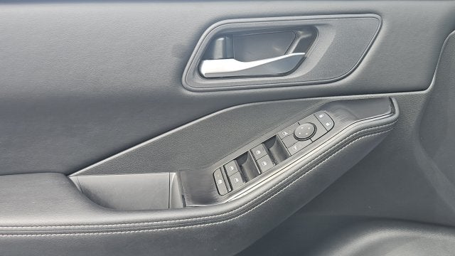 2025 Nissan Rogue SV FWD
