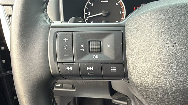 2025 Nissan Rogue SV FWD