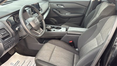 2025 Nissan Rogue SV FWD