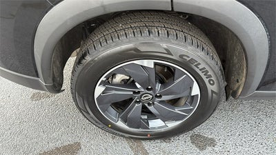 2025 Nissan Rogue SV FWD