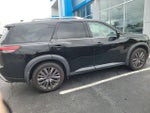 2022 Nissan Pathfinder SL 2WD