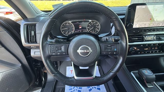 2022 Nissan Pathfinder SL 2WD