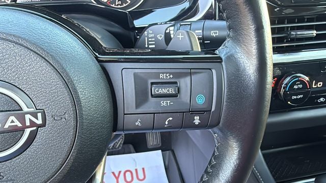 2022 Nissan Pathfinder SL 2WD