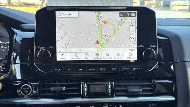 2022 Nissan Pathfinder SL 2WD