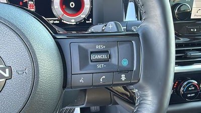 2024 Nissan Pathfinder Platinum FWD