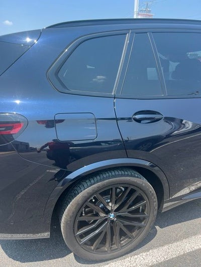 2024 BMW X5 M60i
