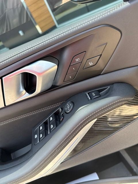 2024 BMW X5 M60i