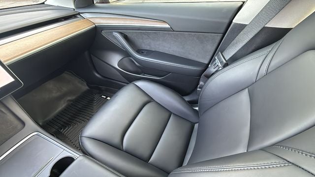 2022 Tesla Model 3 Long Range Dual Motor All-Wheel Drive