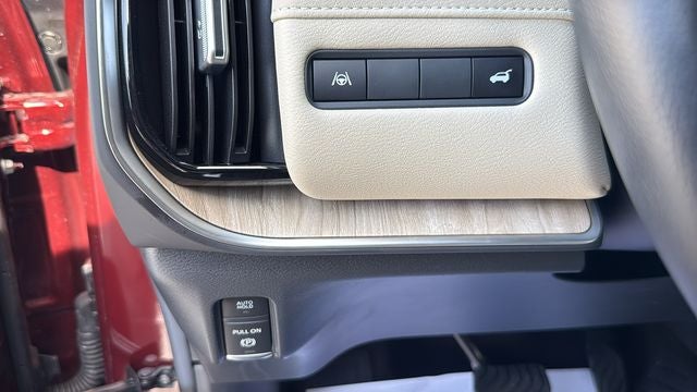 2025 Nissan Armada Platinum 2WD