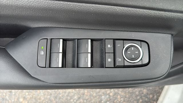 2025 Toyota Prius Plug-In Hybrid XSE
