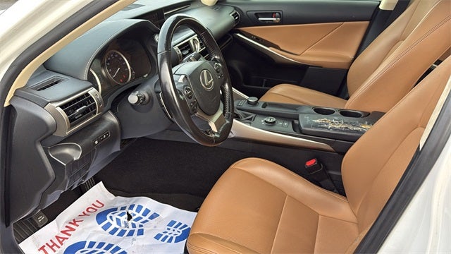 2016 Lexus IS 200t 200t