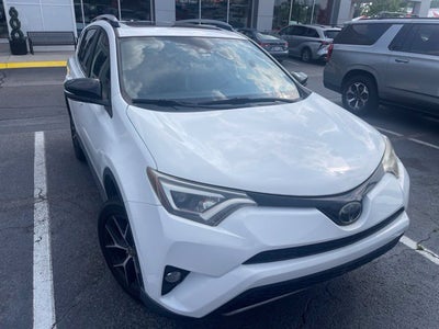 2018 Toyota RAV4 SE
